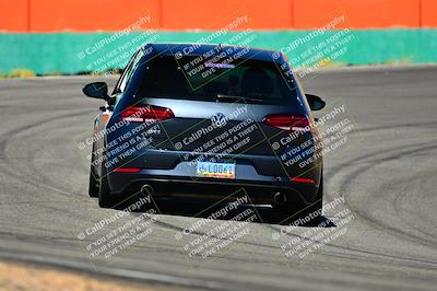 media/Oct-18-2025-Extreme Speed (Sat) [[d6d7e1fef1]]/Group 4 Orange/Session 2 (Turn 3)/